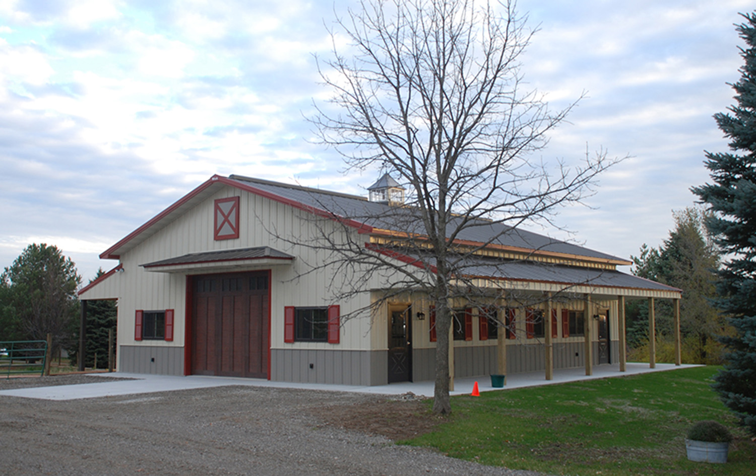 post frame equestrian building